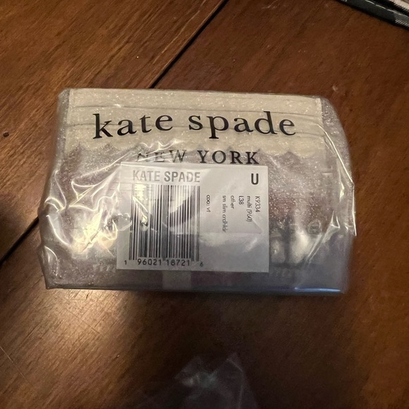 🆕kate spade♠️Warm Gingerbread House Holiday Card Case NWT Fun & Festive NWT 🎄 - Picture 5 of 7